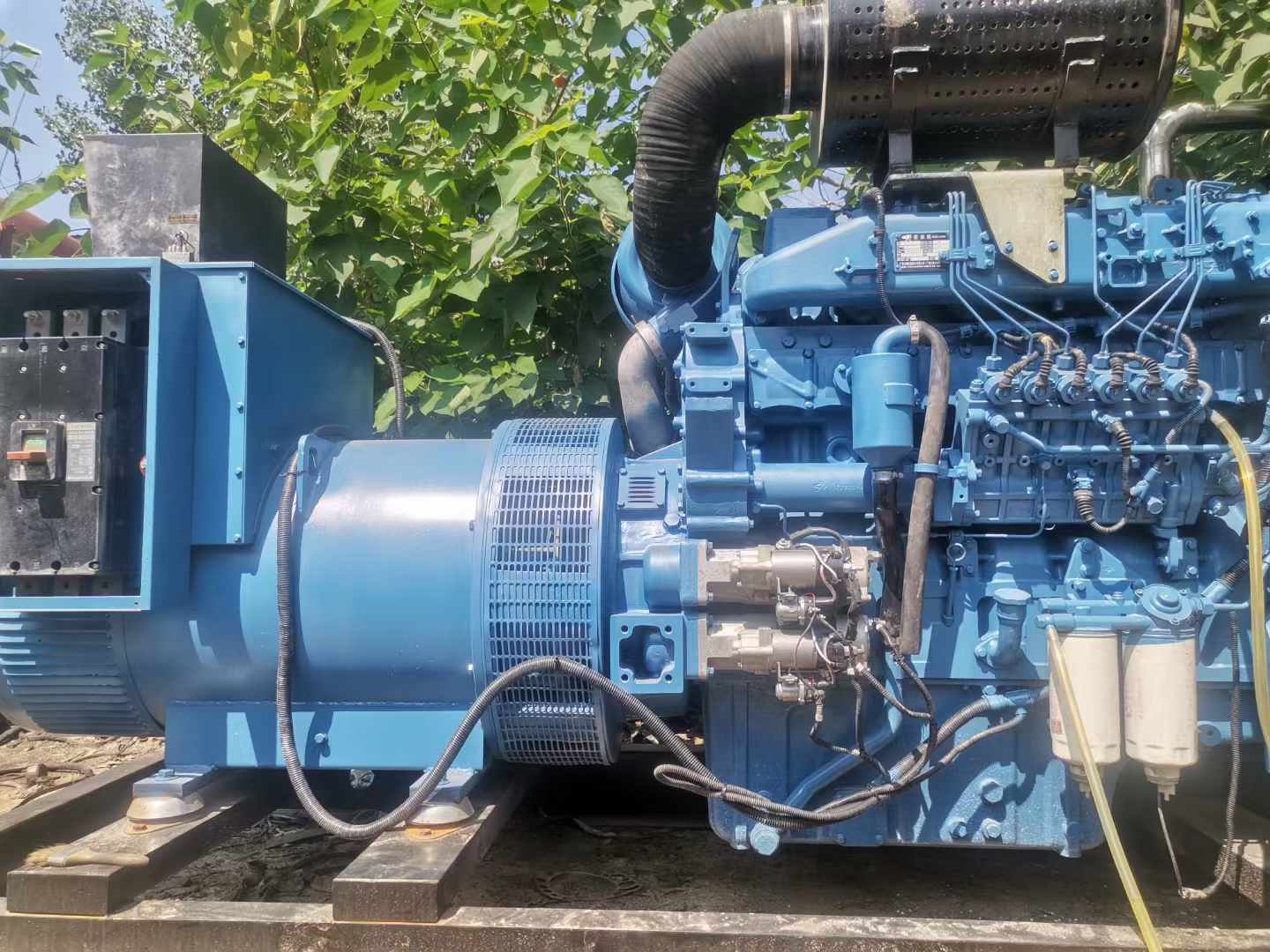 孝南详细说明降低 800kW 柴油发电机输出电流波动的方法