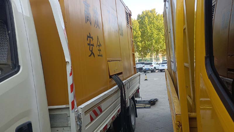 孝南如何判断柴油发电机组和UPS电源的切换时间是否符合要求？